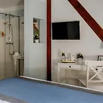 Weiss 酒店